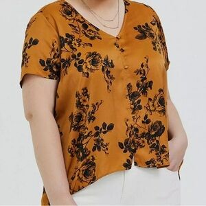 Torrid | Satin Floral V-Neck Top